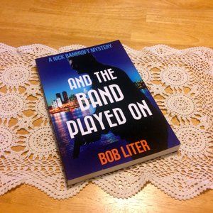 3 for $10 book sale! Murder Mystery - The Band Played On
